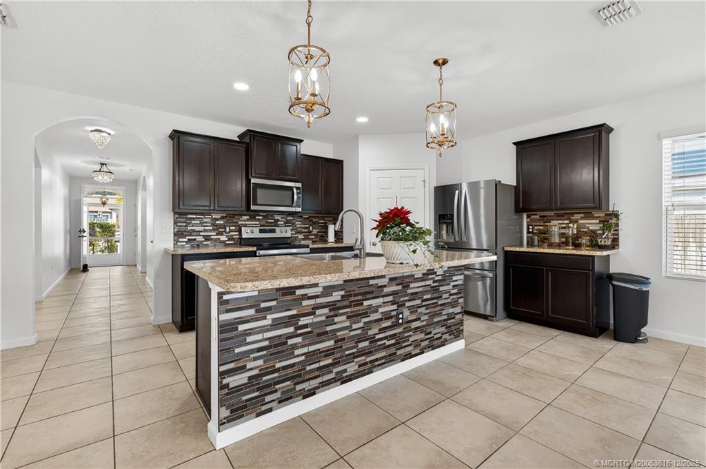 1825 SW Davis Street