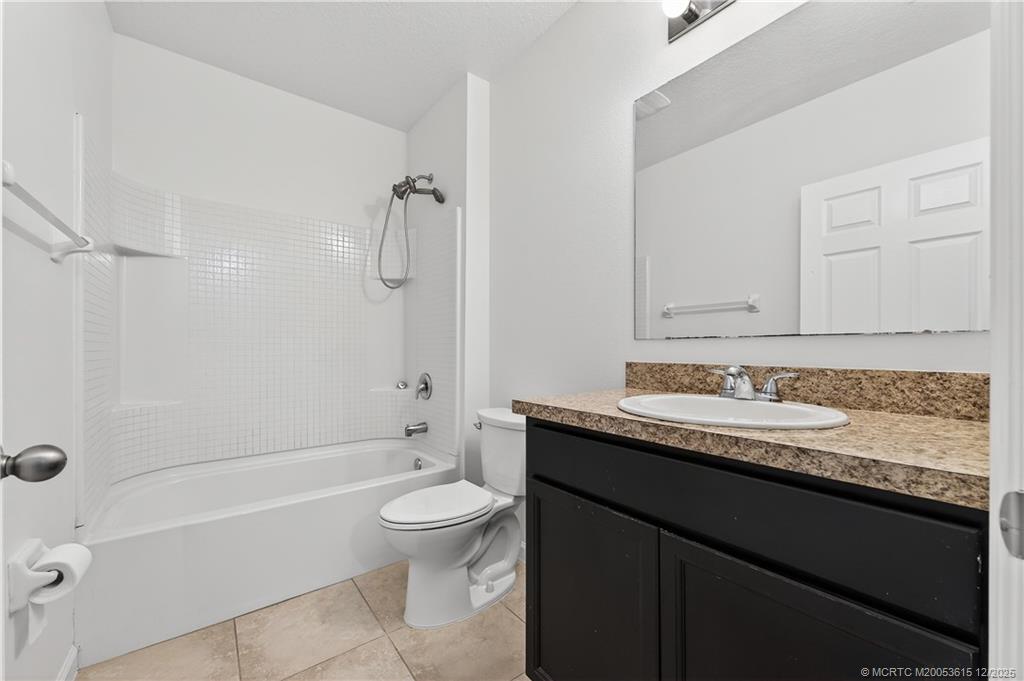 1825 SW Davis Street