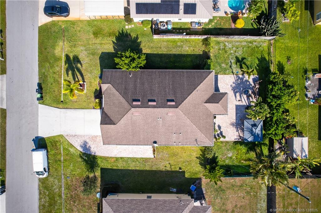 1825 SW Davis Street