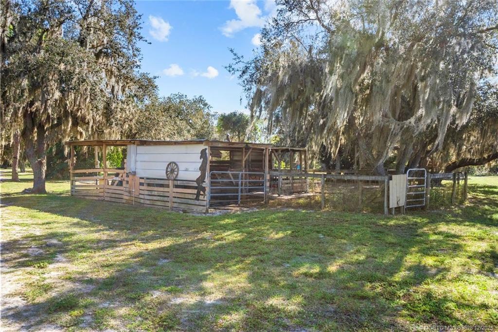 8401 SW Fox Brown Road