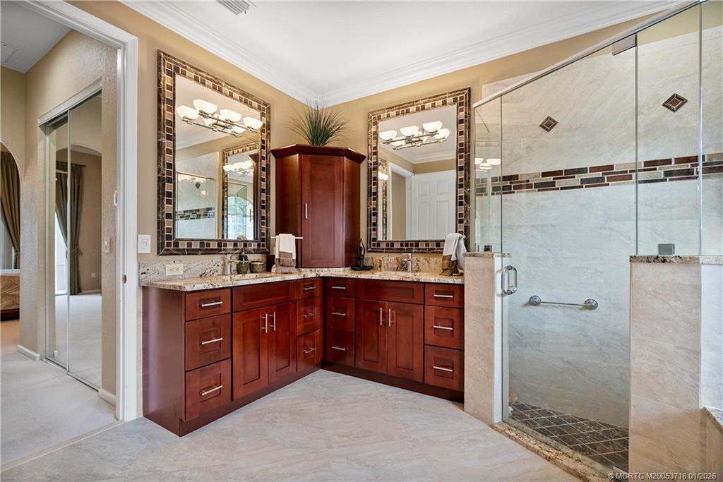 2269 SW Dove Canyon Way