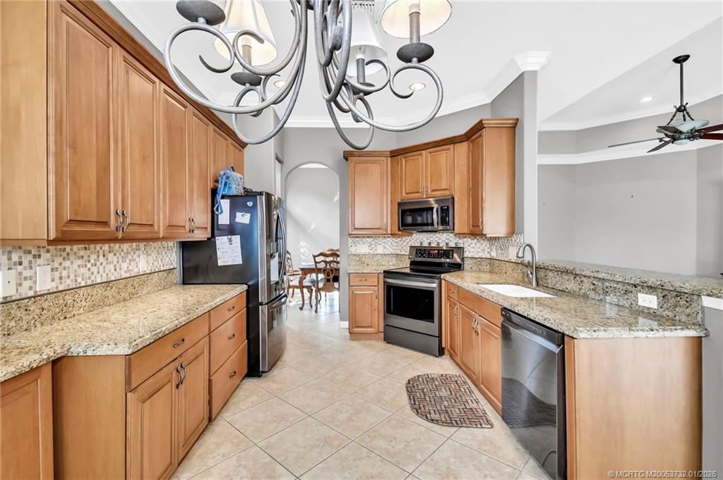 2666 SE Stonebriar Way