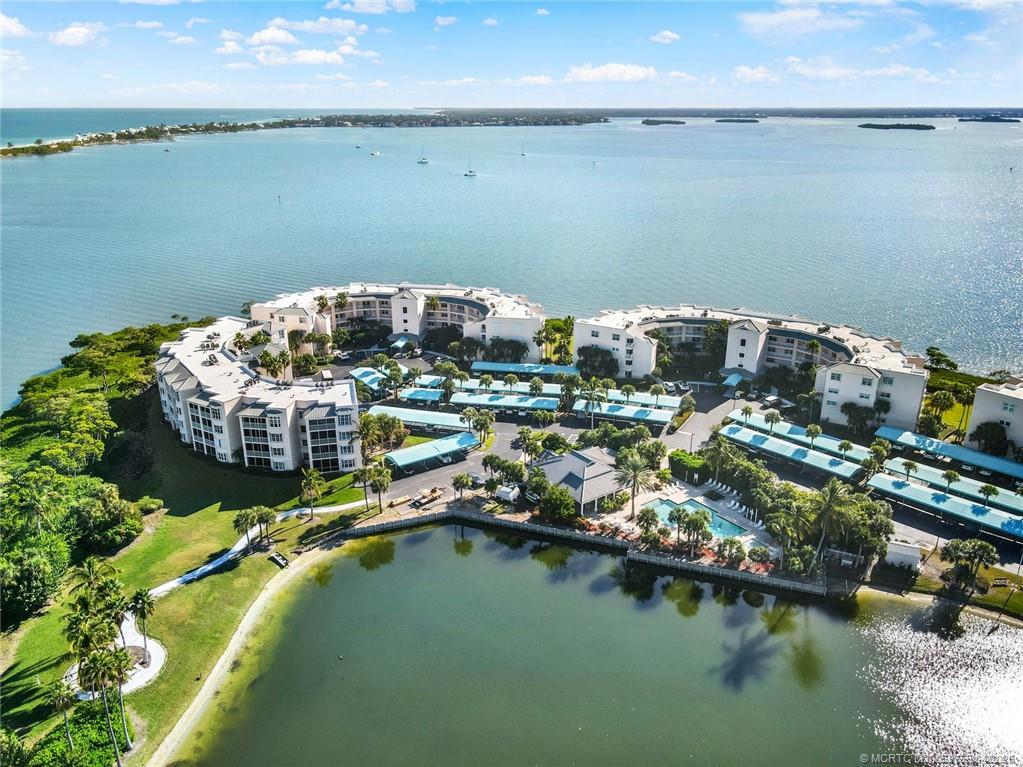5800 NE Island Cove Way 2301