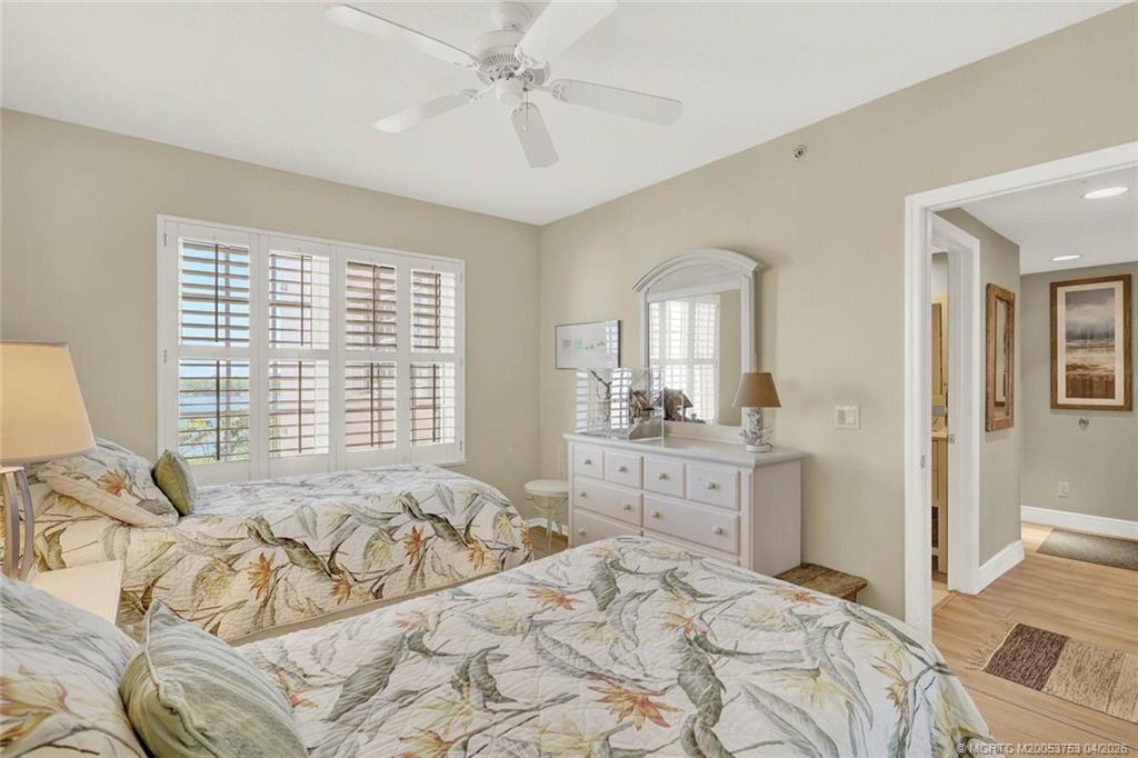 5800 NE Island Cove Way 2301