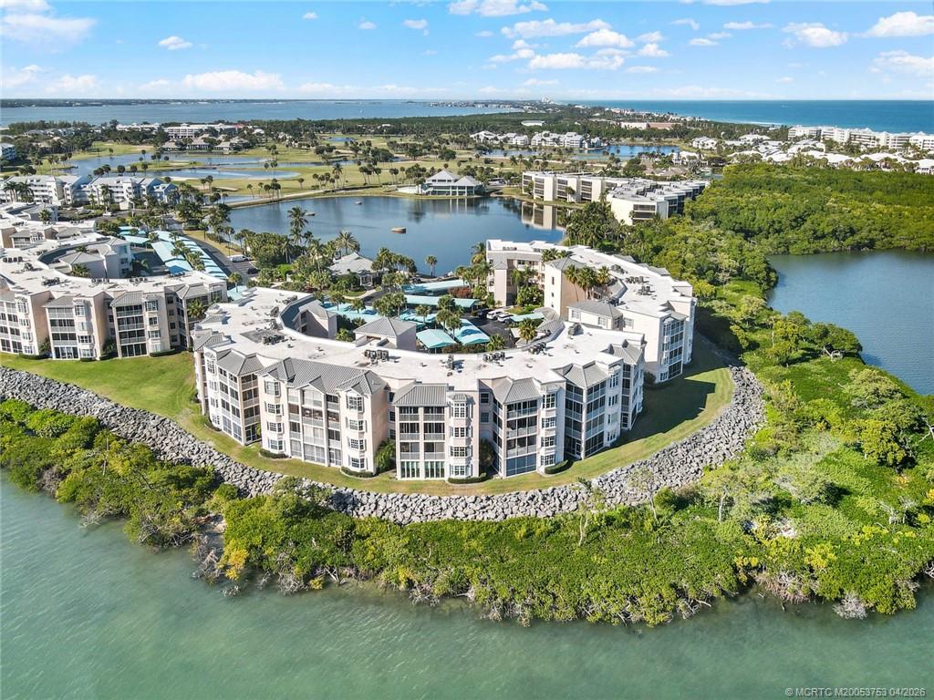 5800 NE Island Cove Way 2301