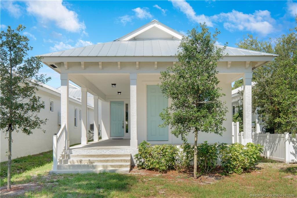 4982 SE Railway Avenue