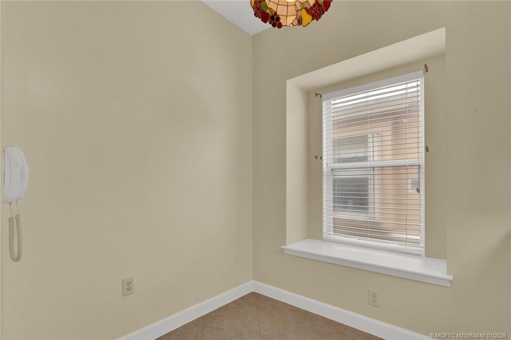 3701 NW Willow Creek Drive