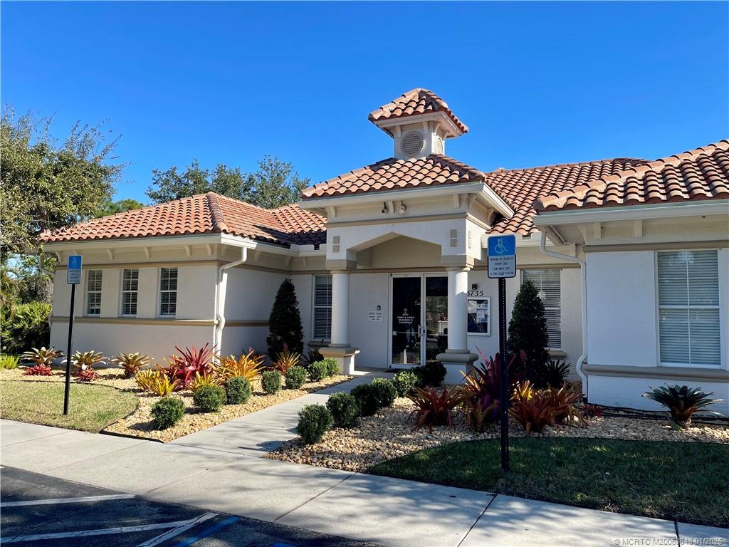 3701 NW Willow Creek Drive