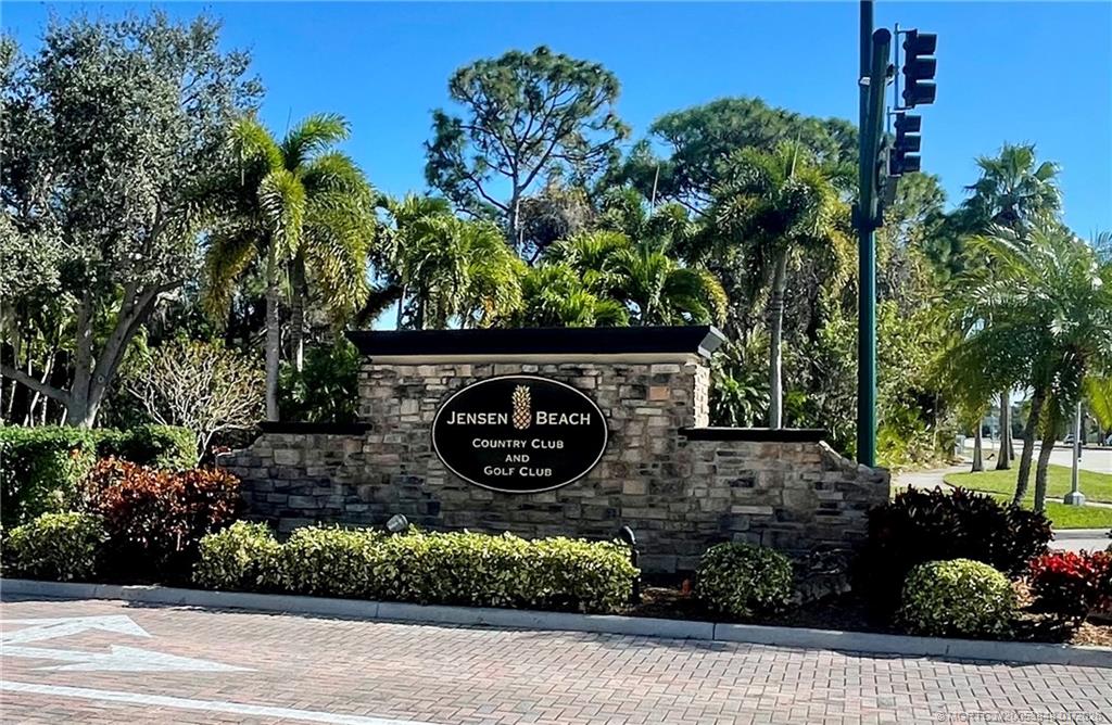 3701 NW Willow Creek Drive