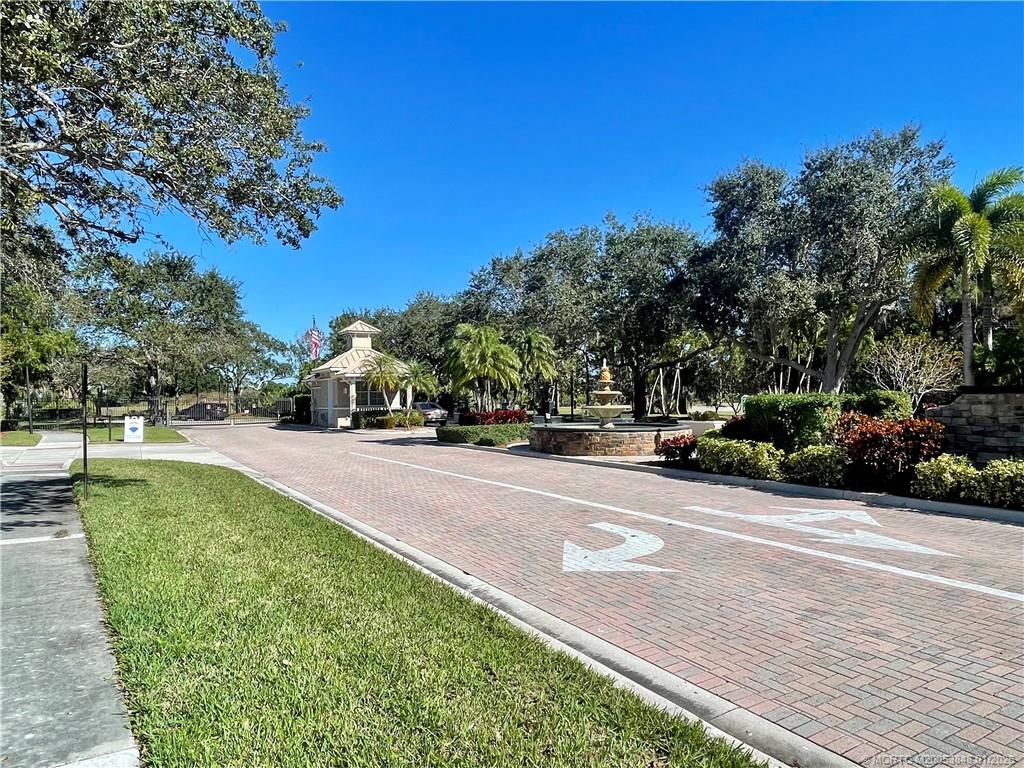 3701 NW Willow Creek Drive