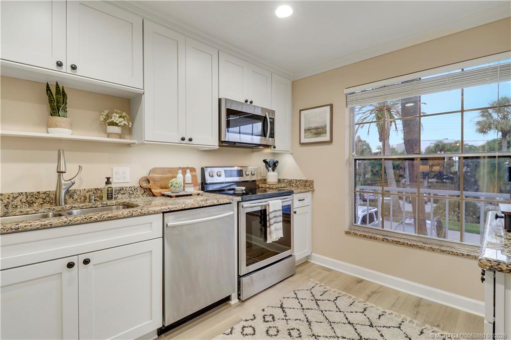 1866 SW Palm City Road 202