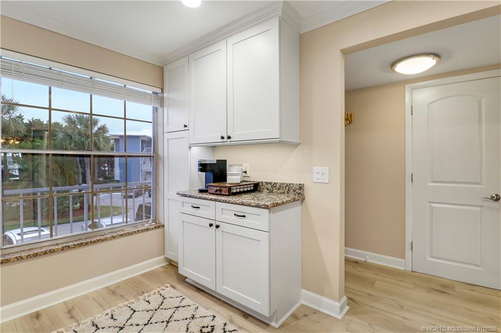 1866 SW Palm City Road 202