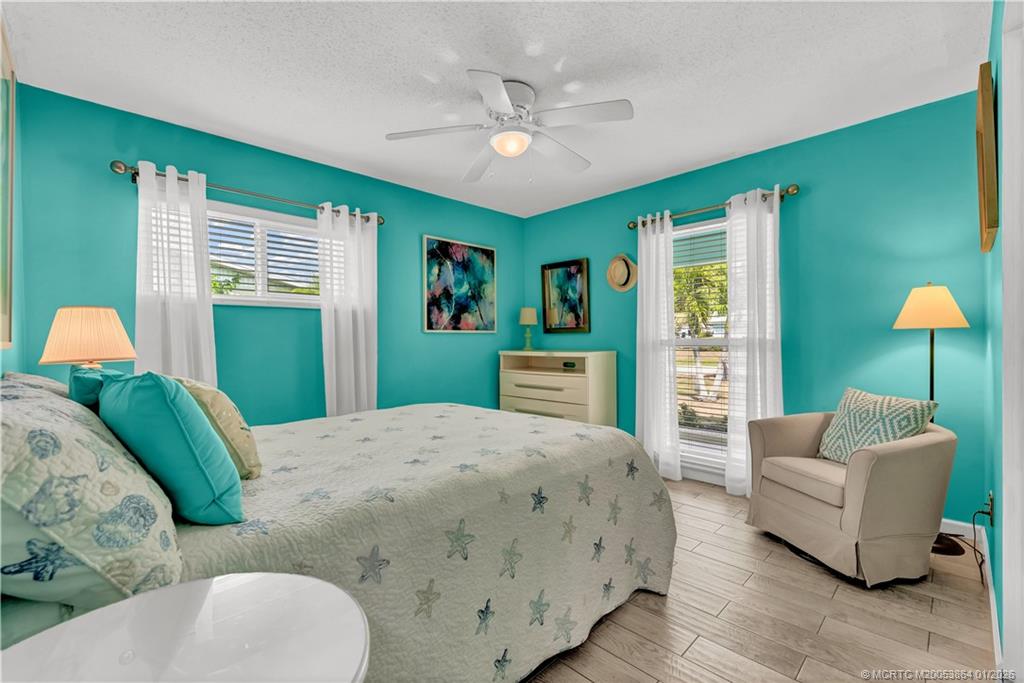 649 SE Calmoso Drive