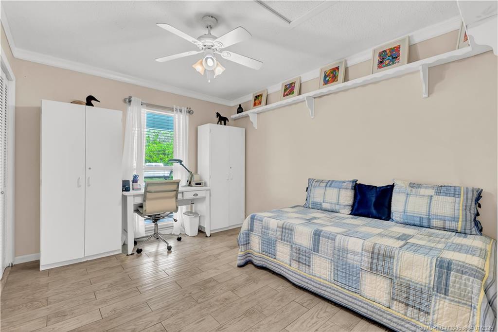 649 SE Calmoso Drive