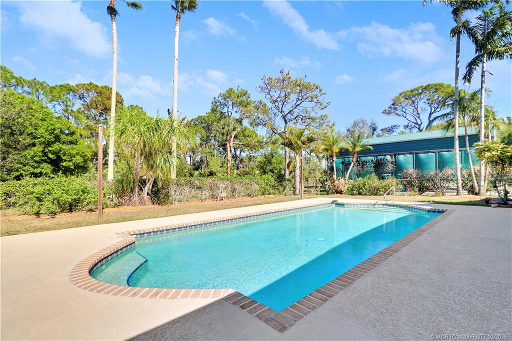 10941 SW Hawkview Circle