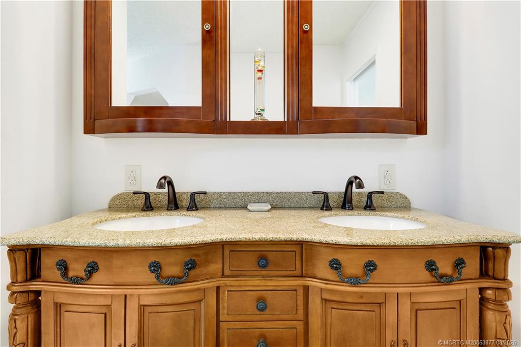 10941 SW Hawkview Circle