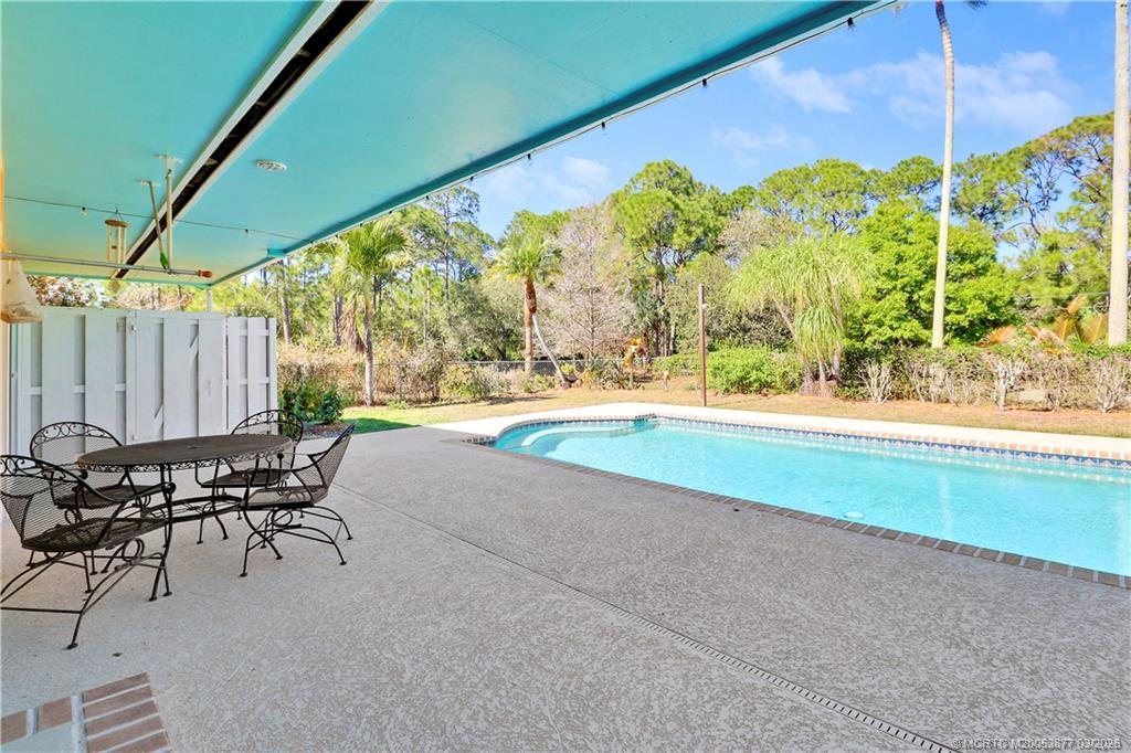 10941 SW Hawkview Circle