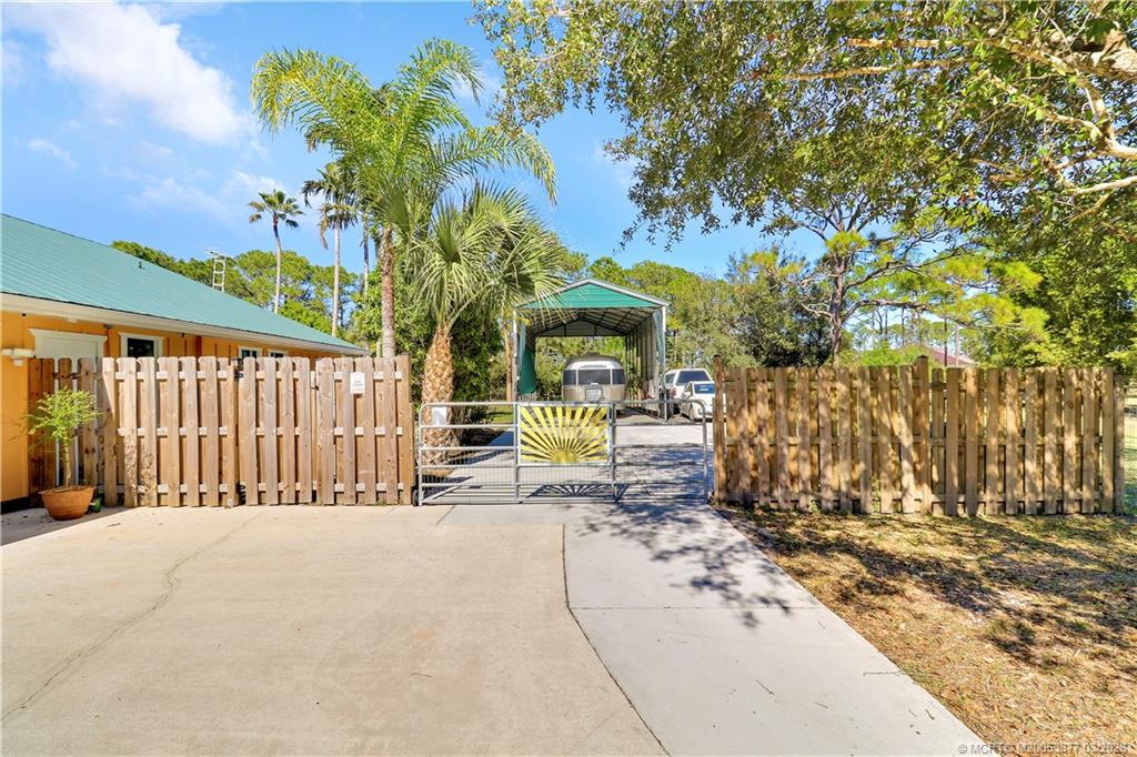 10941 SW Hawkview Circle