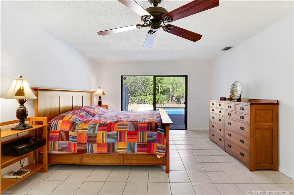 10941 SW Hawkview Circle