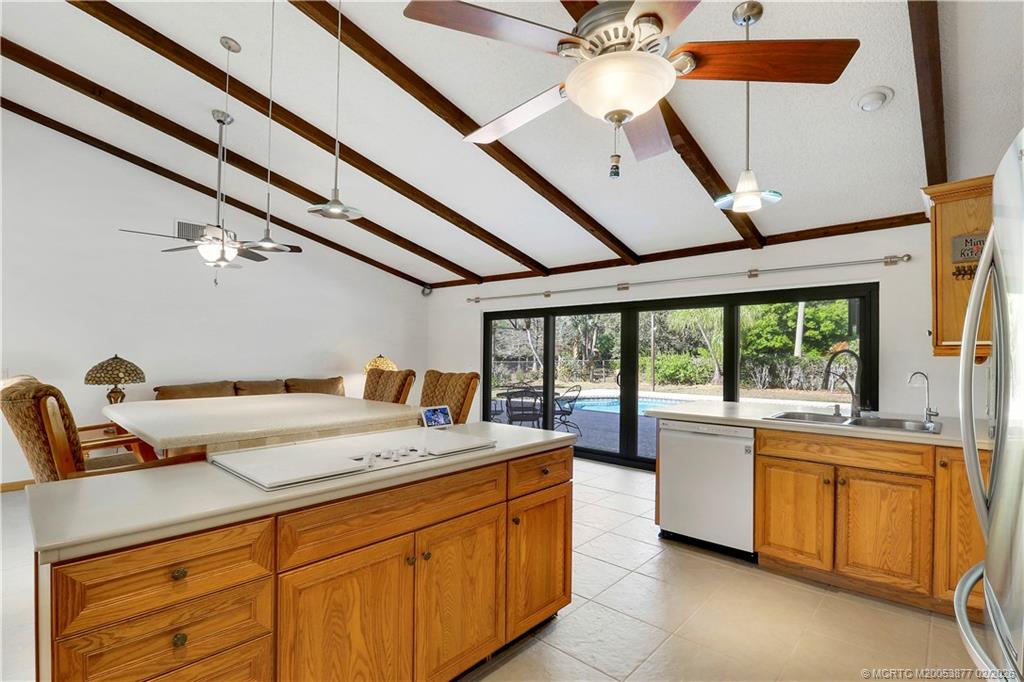 10941 SW Hawkview Circle