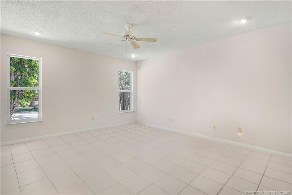 10941 SW Hawkview Circle