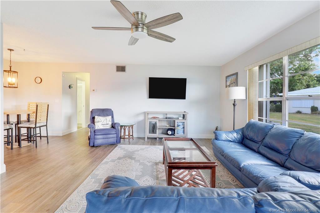 211 Manatee Lane D