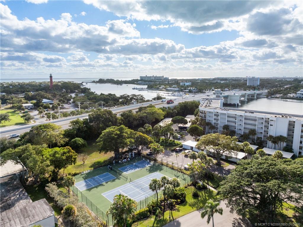 1748 Jupiter Cove Drive 519A