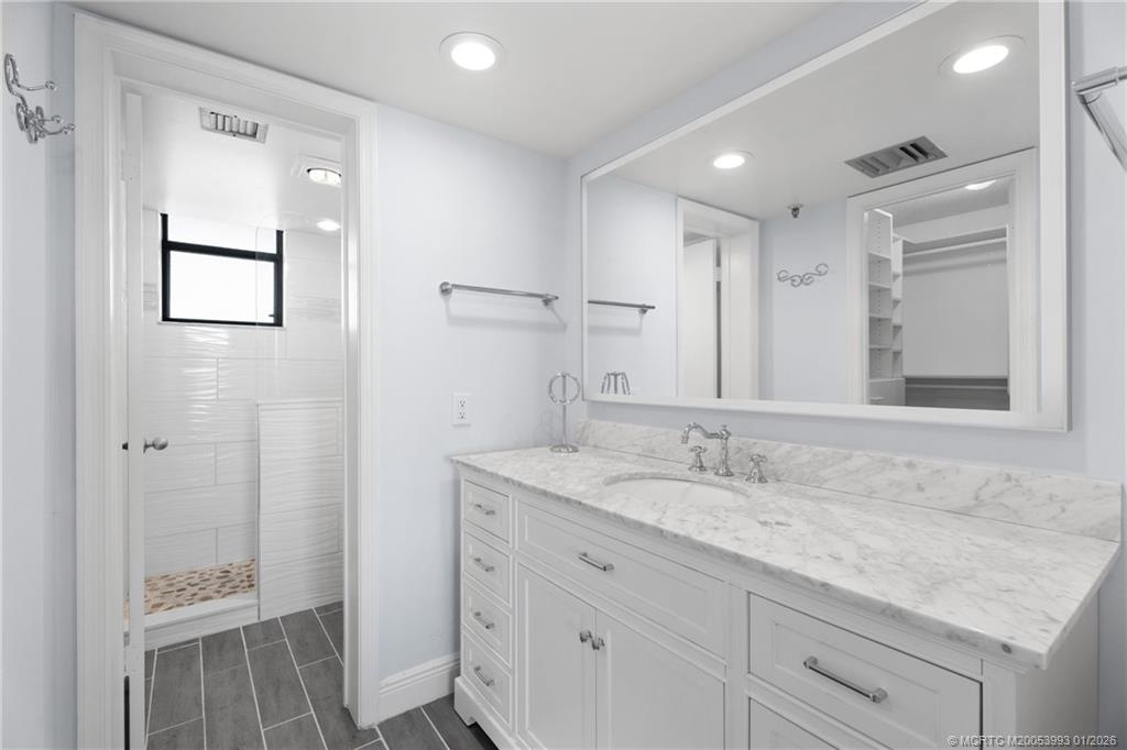 1748 Jupiter Cove Drive 519A