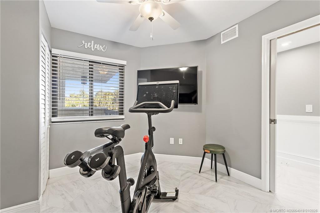 625 NW North River Drive 206