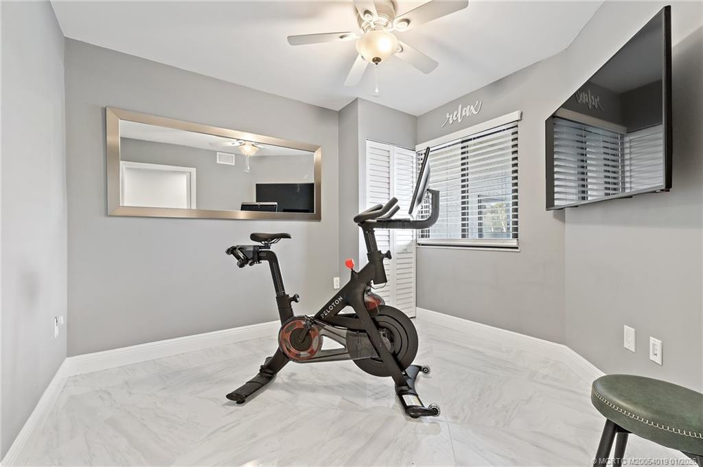 625 NW North River Drive 206