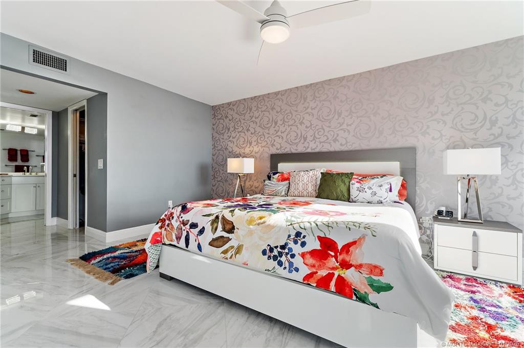 625 NW North River Drive 206