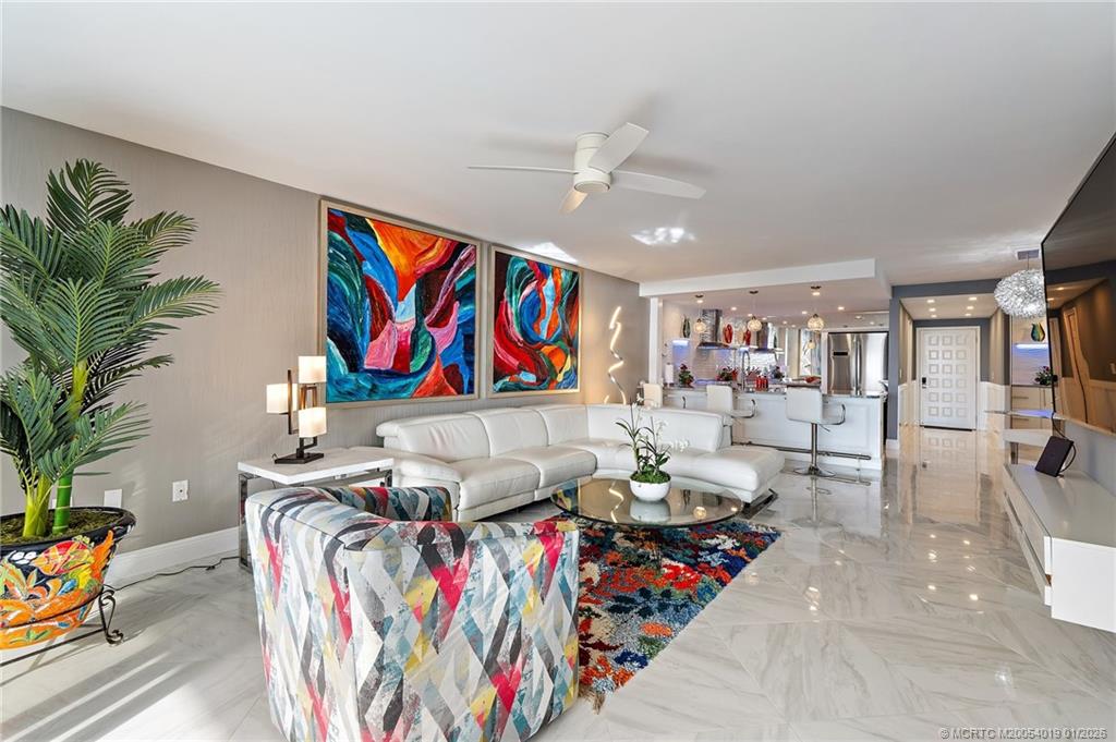 625 NW North River Drive 206