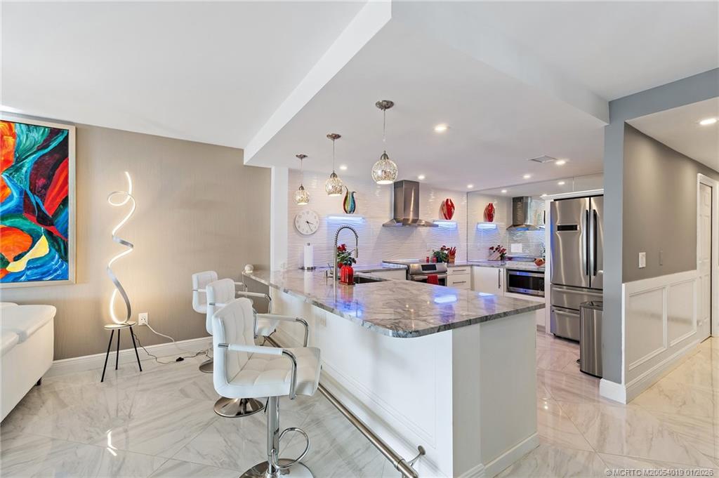 625 NW North River Drive 206