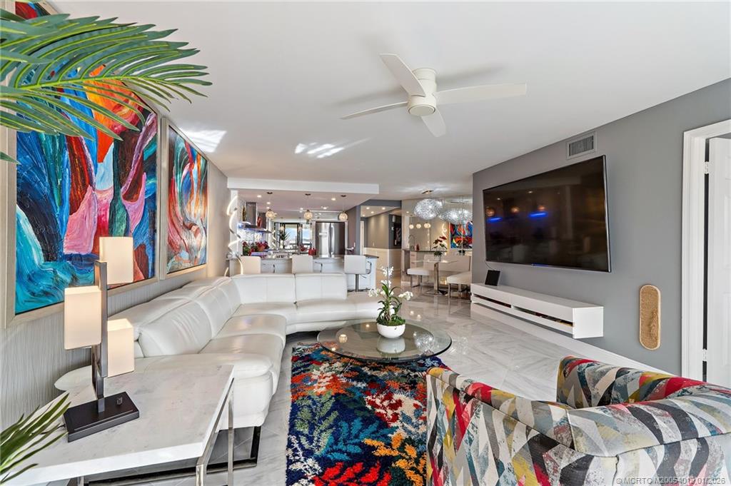 625 NW North River Drive 206