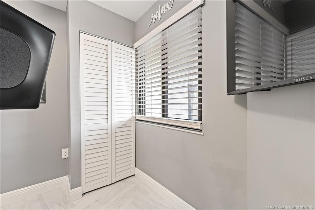 625 NW North River Drive 206