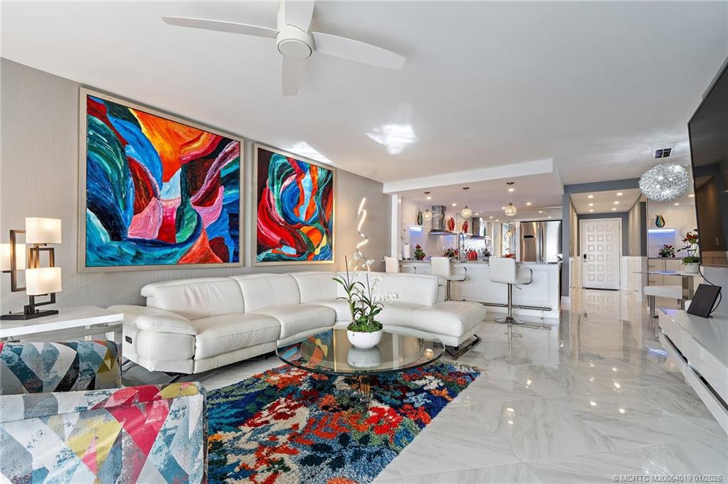 625 NW North River Drive 206