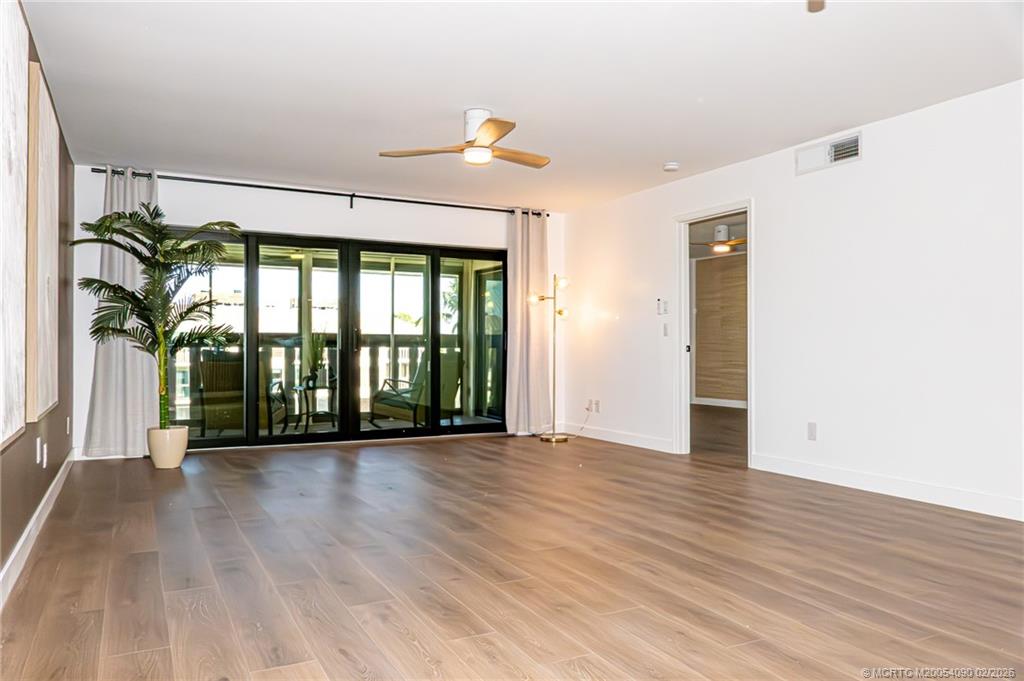 162 SE Saint Lucie Blvd 403B