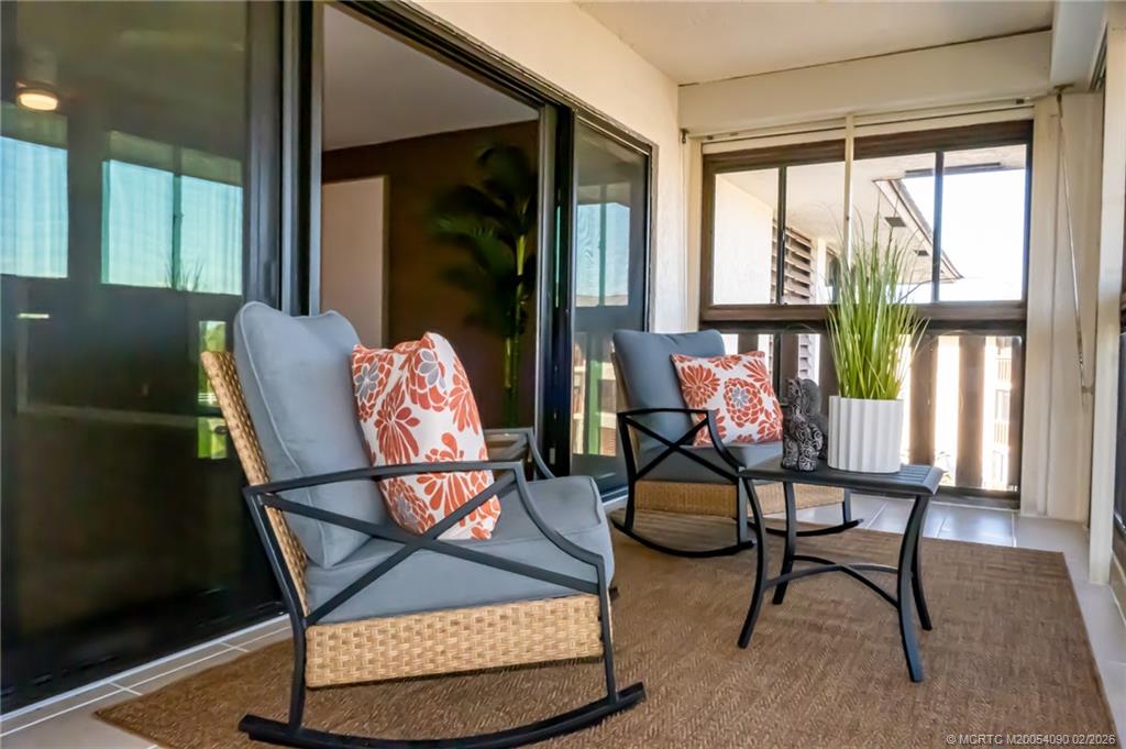 162 SE Saint Lucie Blvd 403B