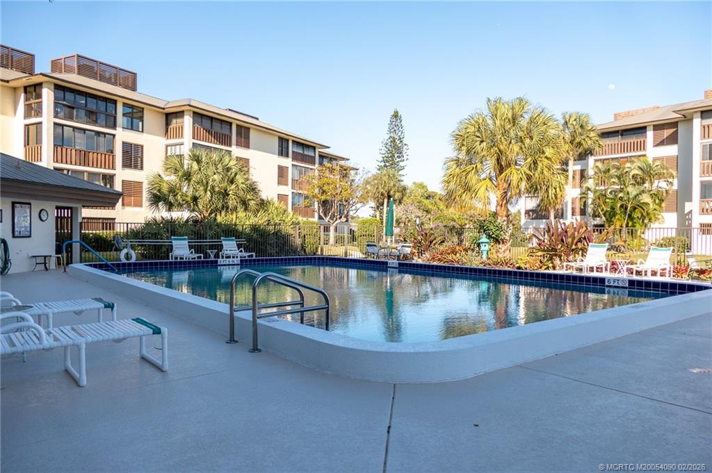 162 SE Saint Lucie Blvd 403B