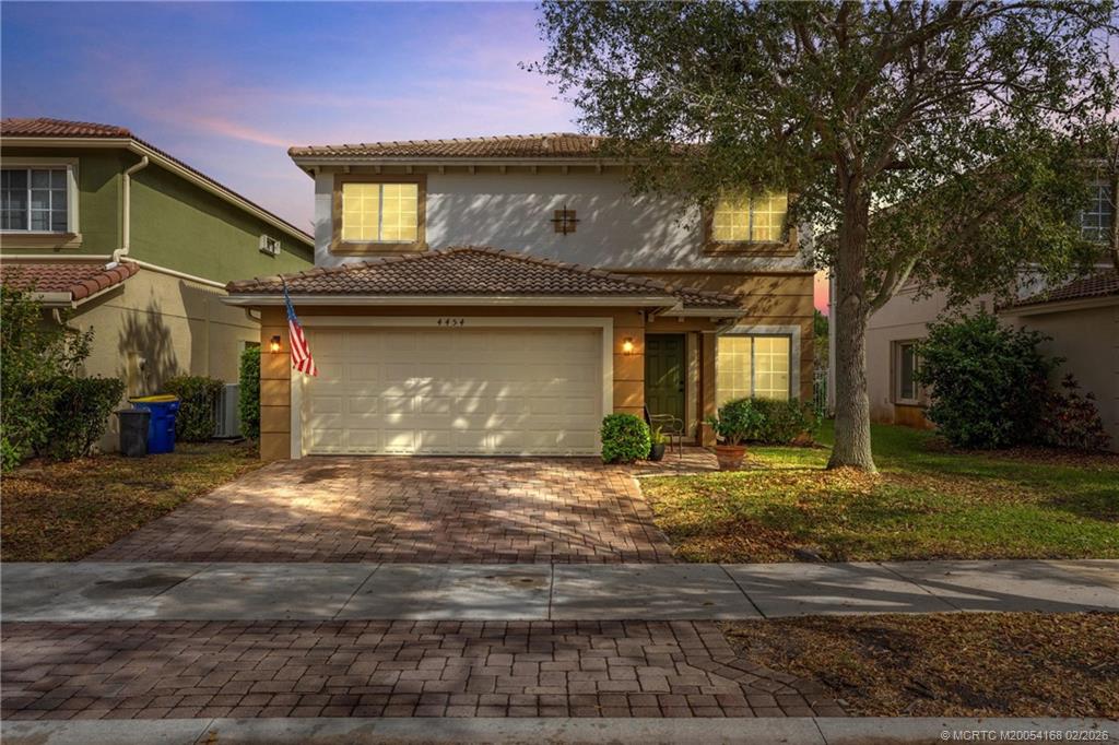 4454 SE Graham Drive