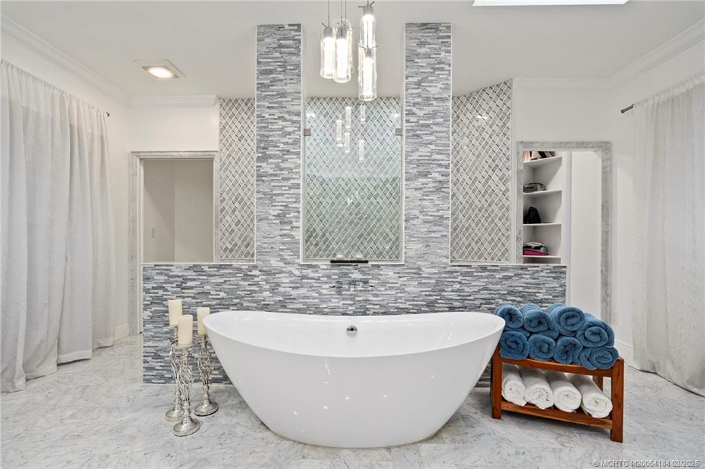 4330 SW Thistle Terrace