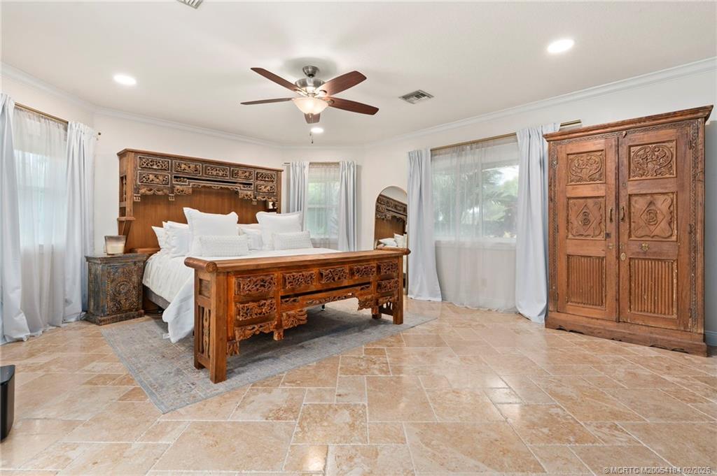 4330 SW Thistle Terrace