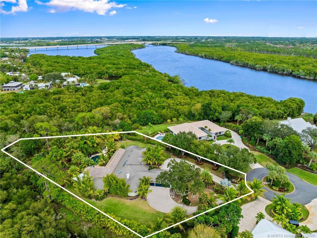 4330 SW Thistle Terrace