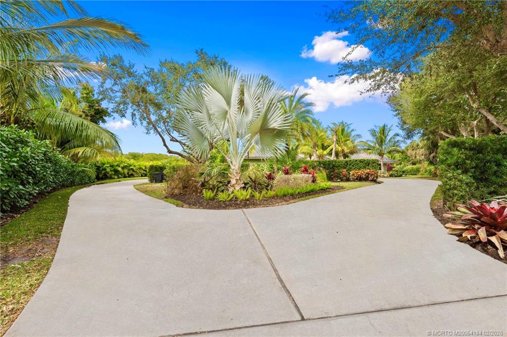 4330 SW Thistle Terrace