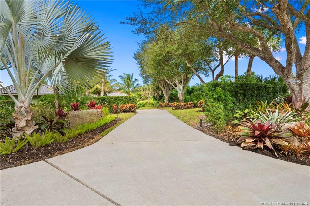 4330 SW Thistle Terrace