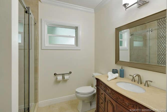 4330 SW Thistle Terrace