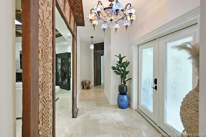 4330 SW Thistle Terrace