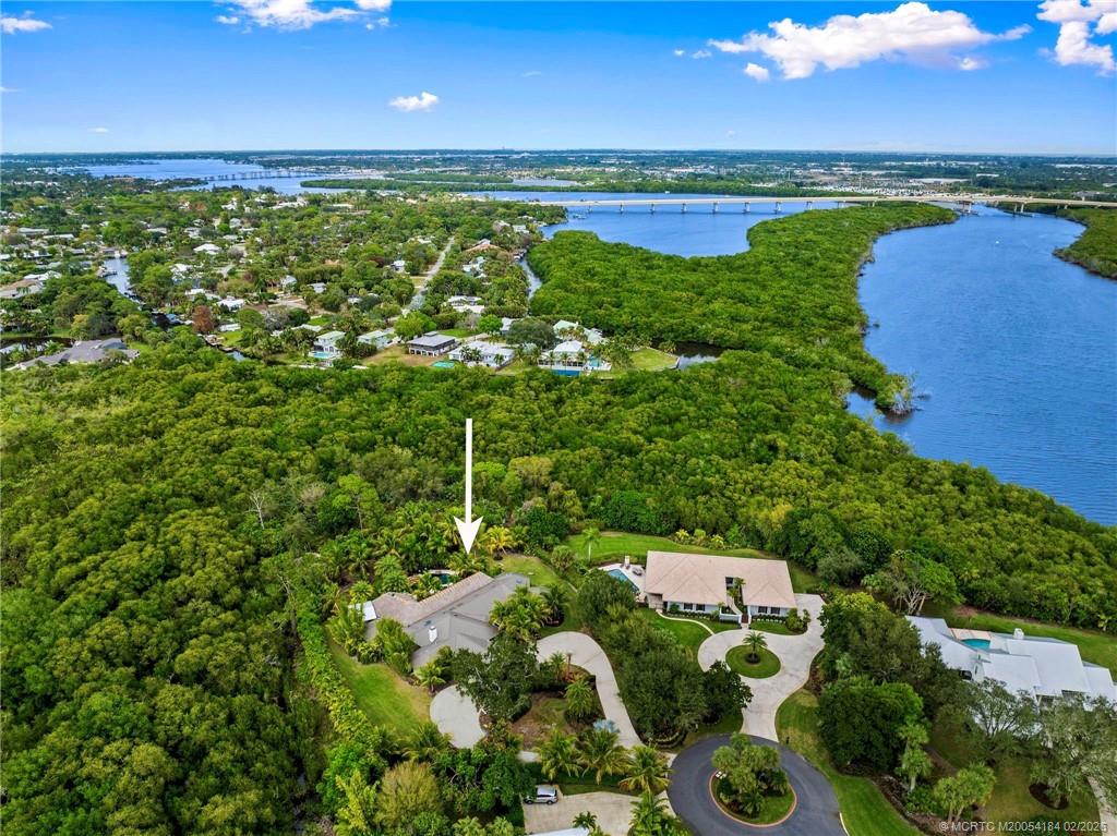 4330 SW Thistle Terrace