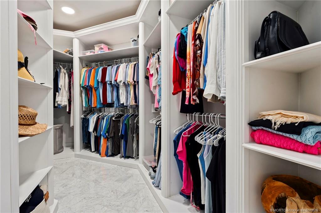 4330 SW Thistle Terrace