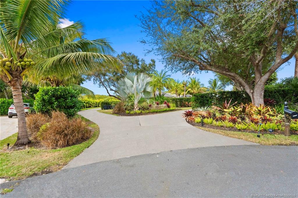 4330 SW Thistle Terrace